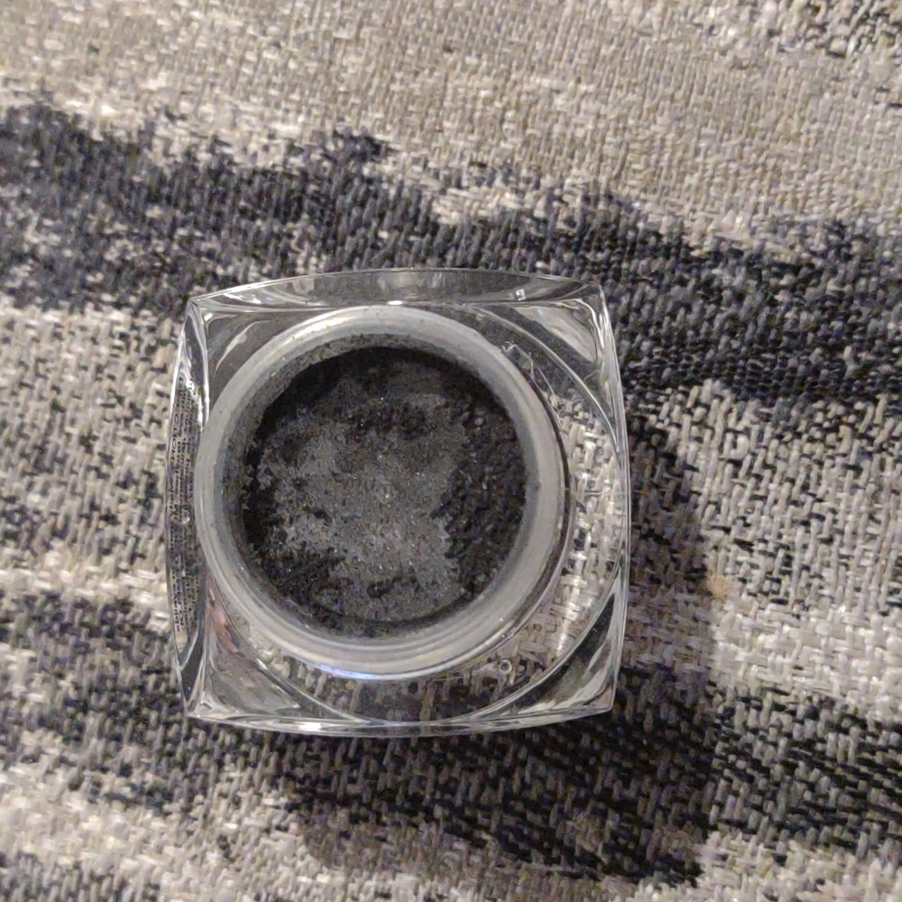 Pigment Matte - Picture 6 of 6